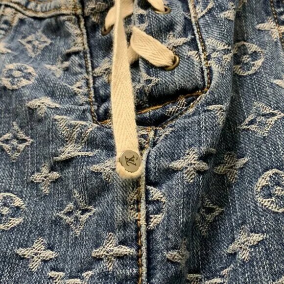 READ DESCRIPTION Louis Vuitton Denim Monogram Skirt Size 36 USED Authentic - Picture 3 of 11